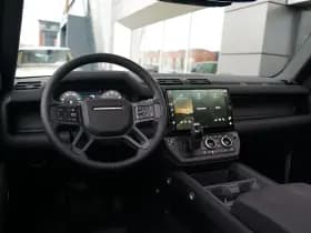 Land Rover Defender thumbnail 14