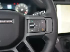 Land Rover Defender thumbnail 20