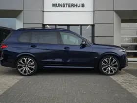 BMW X7 thumbnail 11