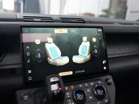 Land Rover Defender thumbnail 27