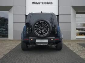 Land Rover Defender thumbnail 7