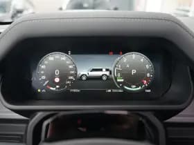 Land Rover Defender thumbnail 20
