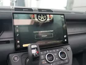 Land Rover Defender thumbnail 25