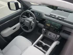 Land Rover Defender thumbnail 35