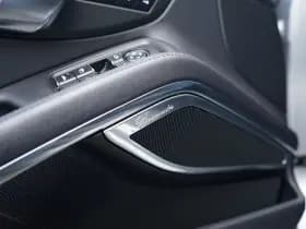 Porsche 911 thumbnail 16