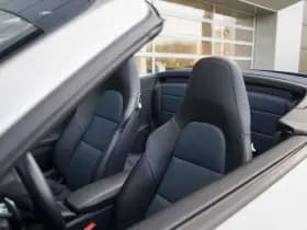 Porsche 911 thumbnail 5