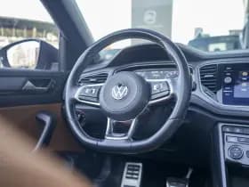 Volkswagen T-Roc thumbnail 11