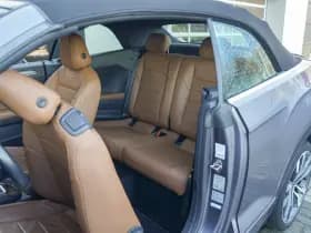 Volkswagen T-Roc thumbnail 4