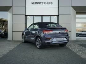 Volkswagen T-Roc thumbnail 10