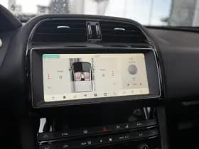 Jaguar F-Pace thumbnail 18