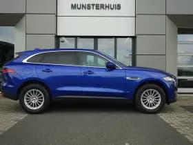 Jaguar F-Pace thumbnail 10