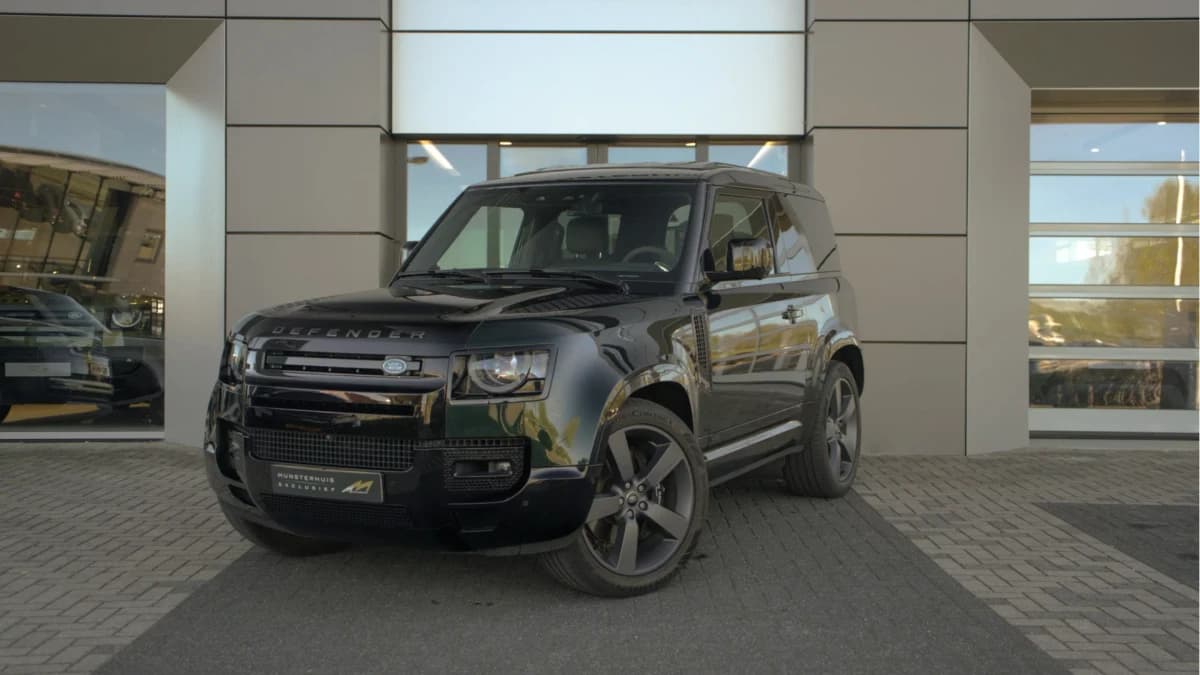 Land Rover Defender — foto 1