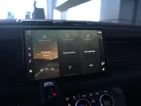 Land Rover Defender thumbnail 20