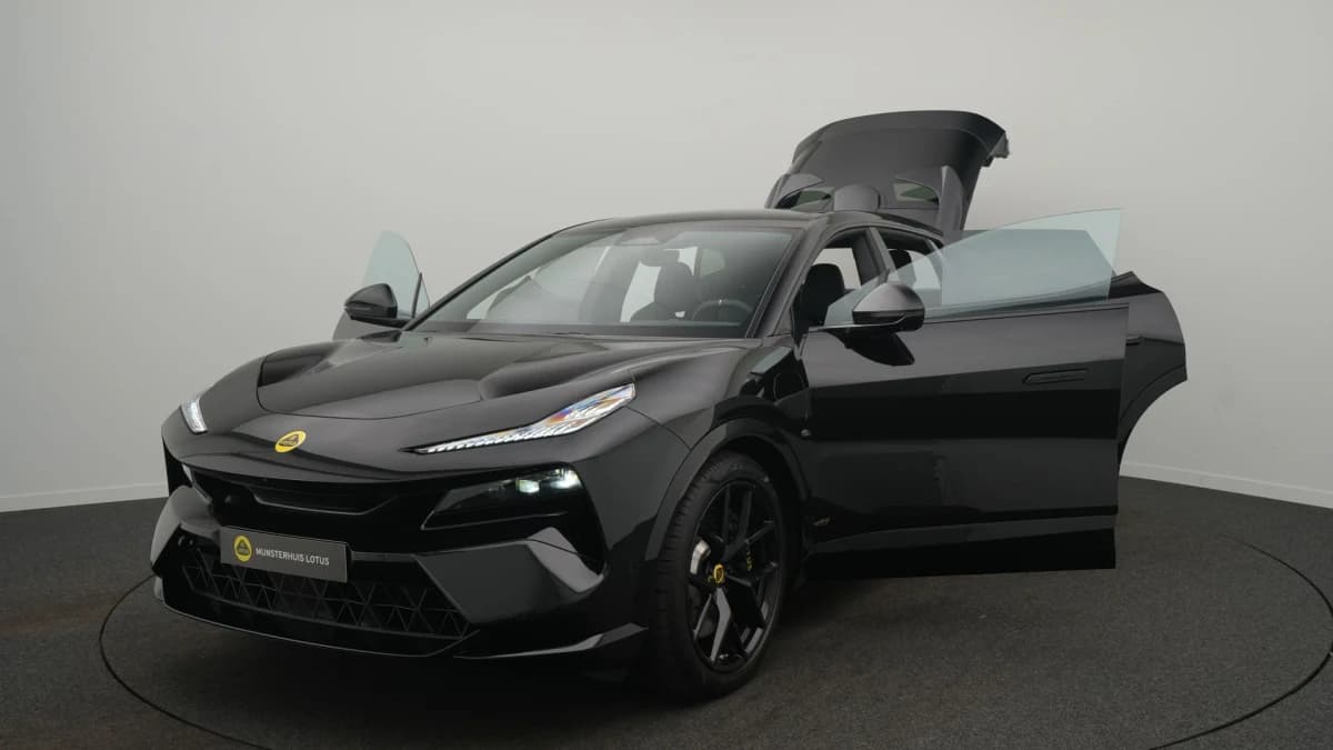 Lotus Eletre — foto 1
