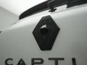 Renault Captur thumbnail 18