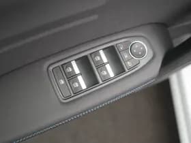 Renault Captur thumbnail 24