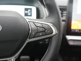 Renault Captur thumbnail 40