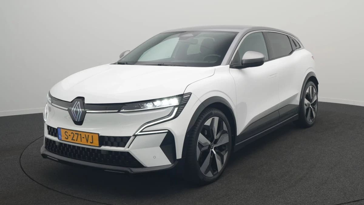 Renault Mégane E-Tech — foto 1