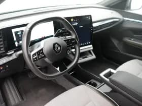 Renault Mégane E-Tech thumbnail 16