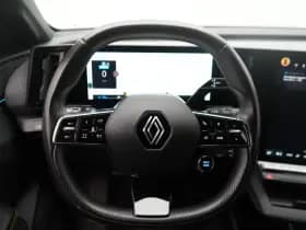 Renault Mégane E-Tech thumbnail 18
