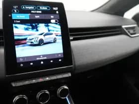 Renault Clio thumbnail 12