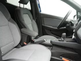 Renault Clio thumbnail 19