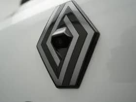 Renault Clio thumbnail 18