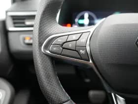 Renault Clio thumbnail 32