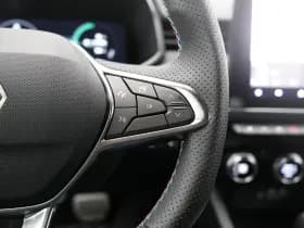Renault Clio thumbnail 33