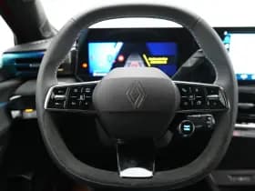 Renault Clio thumbnail 32