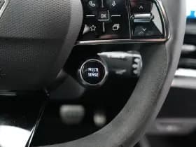 Renault Clio thumbnail 35
