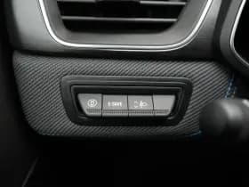Renault Captur thumbnail 40