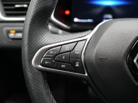 Renault Captur thumbnail 42