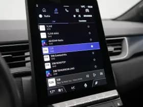 Renault Captur thumbnail 52