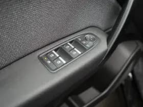 Renault Captur thumbnail 12