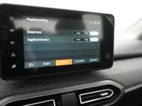 Dacia Sandero thumbnail 38
