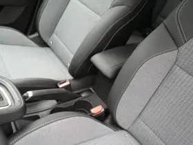 Renault Clio thumbnail 16