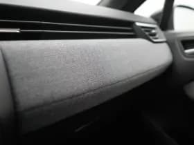 Renault Clio thumbnail 40