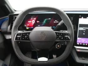 Renault Mégane E-Tech thumbnail 21