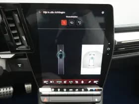 Renault Mégane E-Tech thumbnail 42