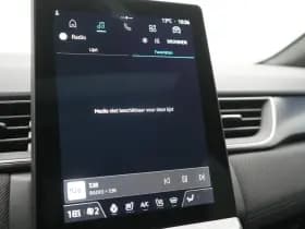 Renault Captur thumbnail 32