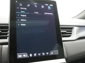 Renault Captur thumbnail 43