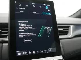 Renault Captur thumbnail 45