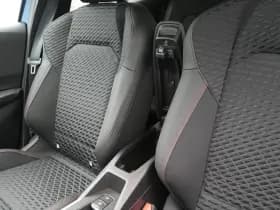 Renault Clio thumbnail 23