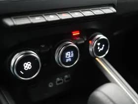 Renault Clio thumbnail 37