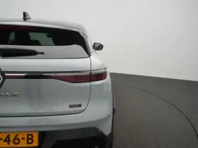 Renault Mégane E-Tech thumbnail 13