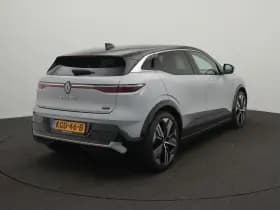 Renault Mégane E-Tech thumbnail 4
