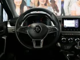 Renault Captur thumbnail 11