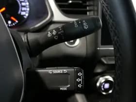 Renault Captur thumbnail 24