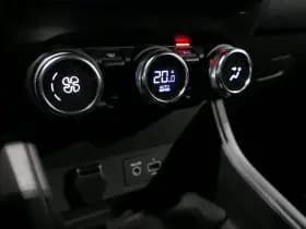 Renault Captur thumbnail 26